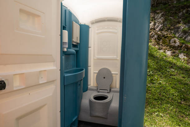 Best Portable toilet rental cost  in Cedaredge, CO